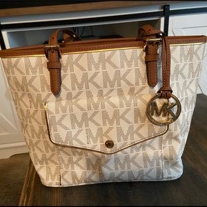 Michael Kors purse